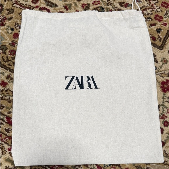 Zara Handbags - Zara cream Dasty Bag
